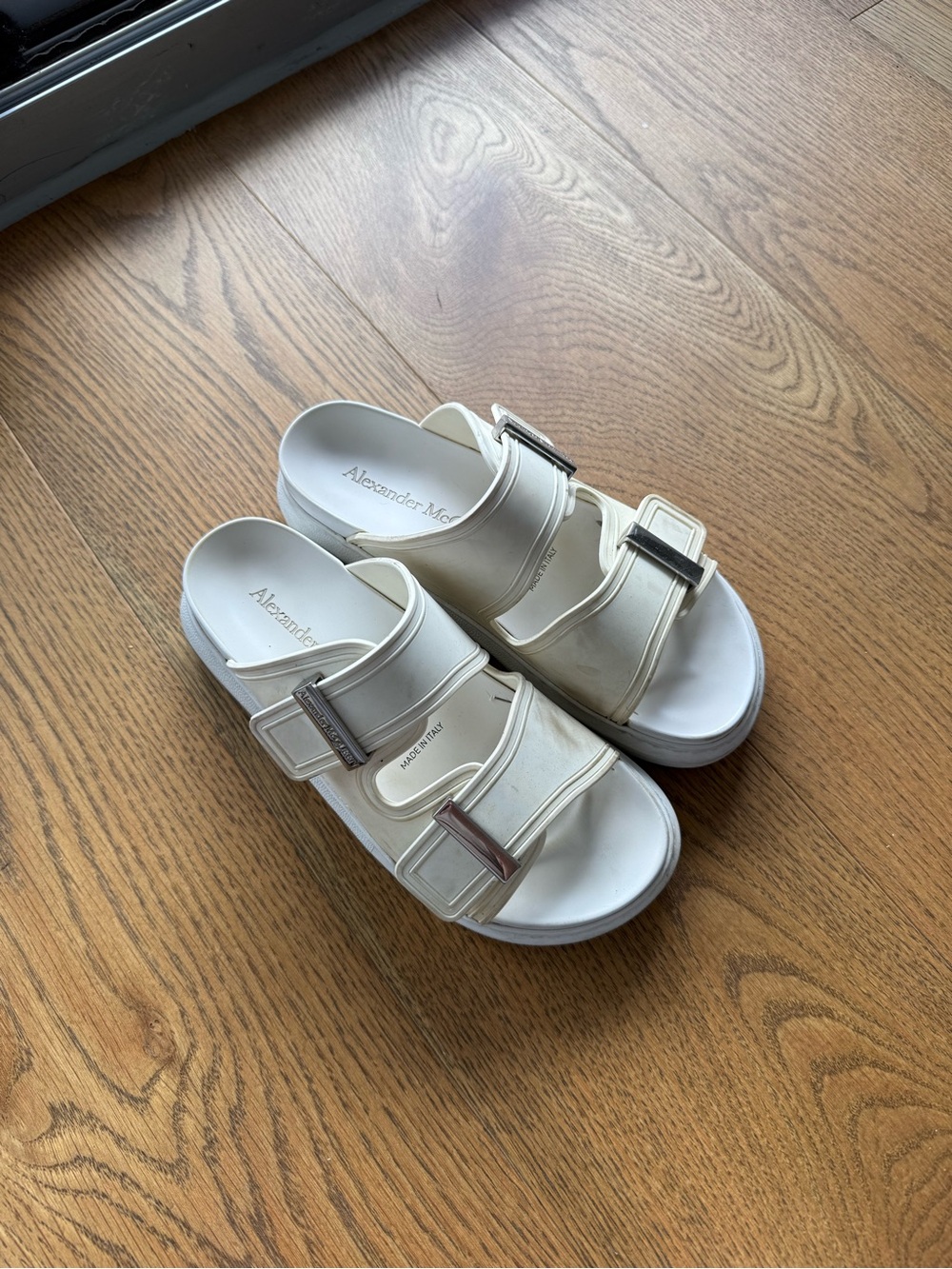 Alexander McQueen Cream Double-Buckle Slide Rubber Slides